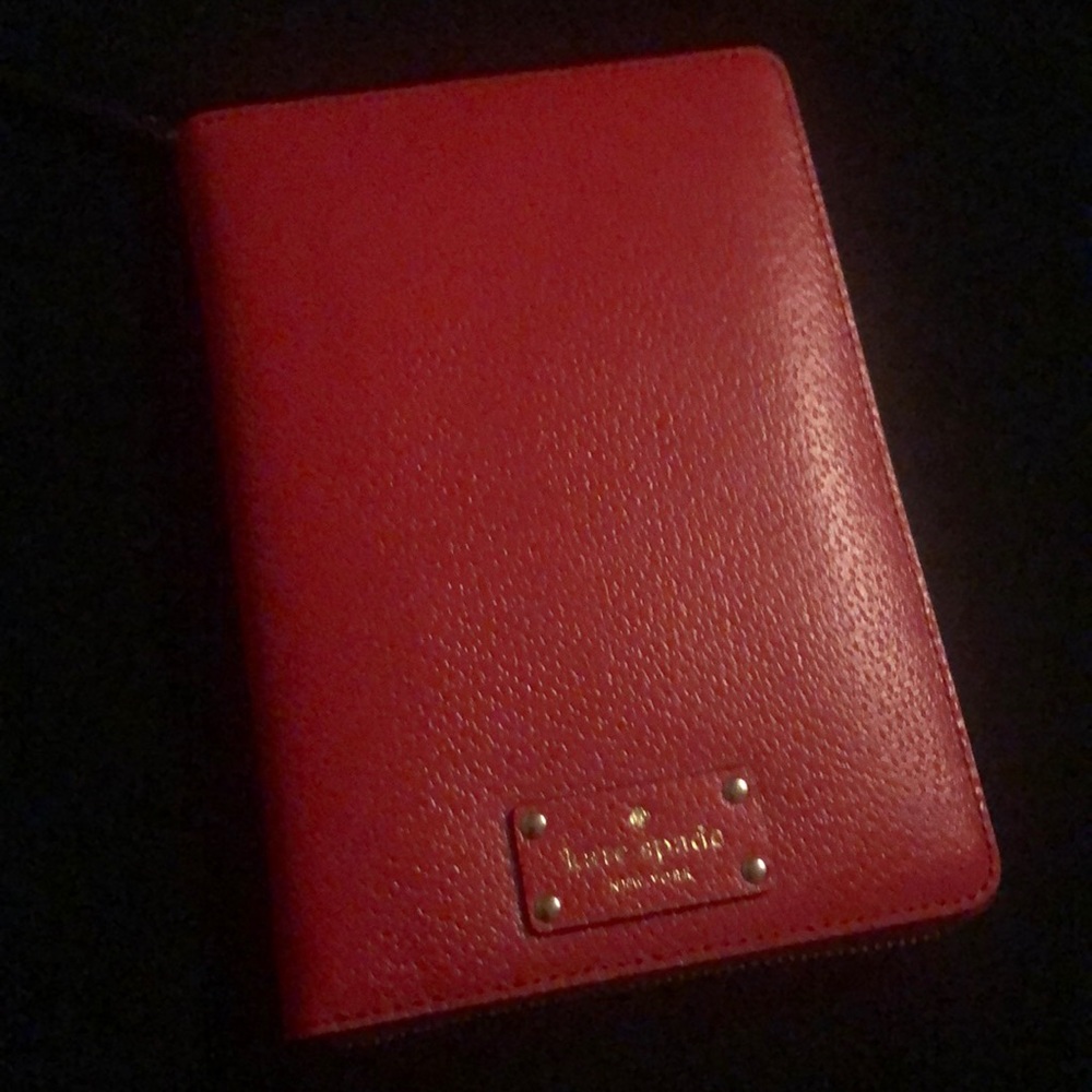 *****SOLD*****Kate Spade ♠️ personal organizer